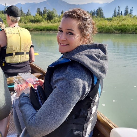 Meet your Posher, Candice - Picture 1 of 1